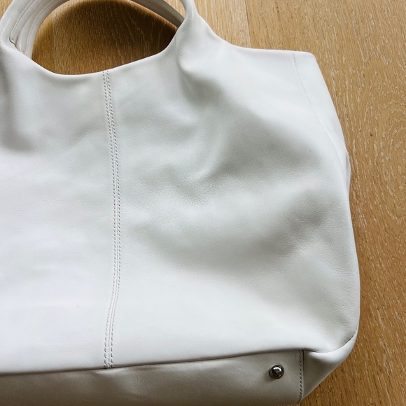 Tods Authentic White Smooth Leather Shopping Tote Satchel Handbag - Picture 10 of 16